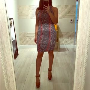 Tribal pattern backless dress
